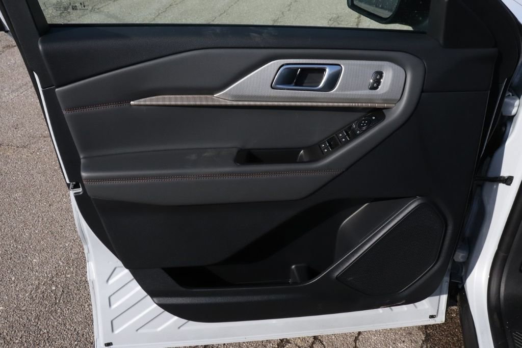 New 2026 Ford Explorer Active w/ Active Comfort Package image 40