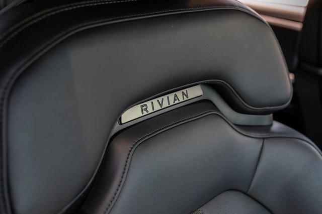 Used 2023 Rivian R1S Adventure AWD/4WD image 41