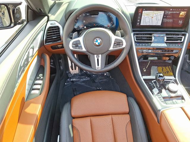 Used 2023 BMW M850i xDrive Convertible AWD/4WD image 11