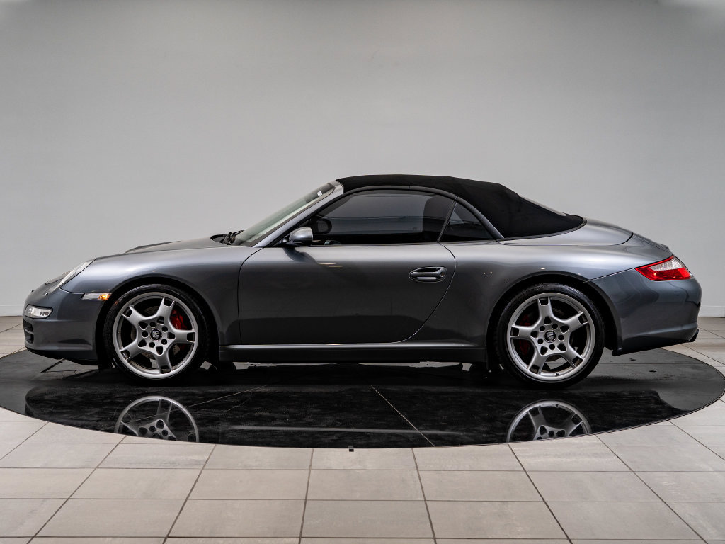 Used 2006 Porsche 911 Carrera S RWD image 2