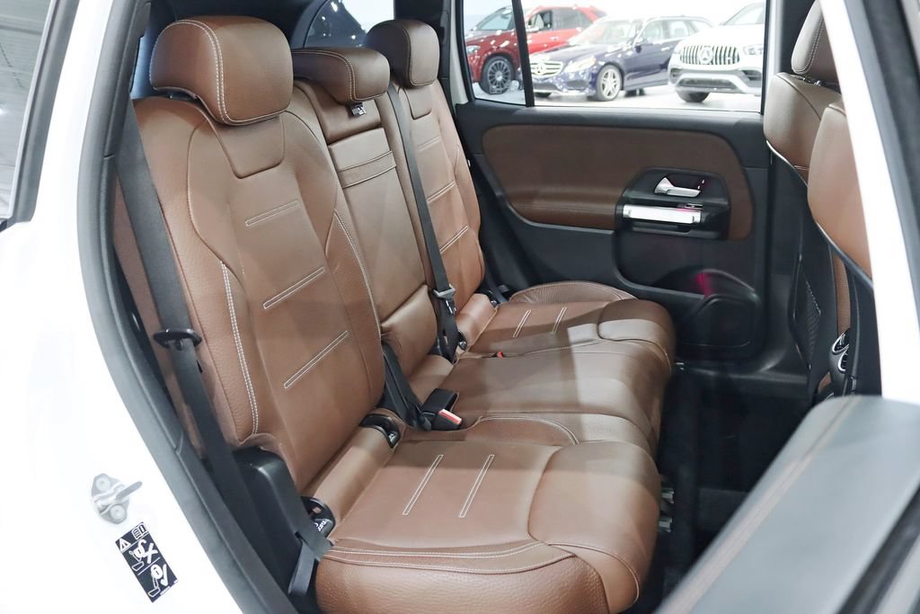 Used 2022 Mercedes-Benz GLB 35 AMG 4MATIC image 28