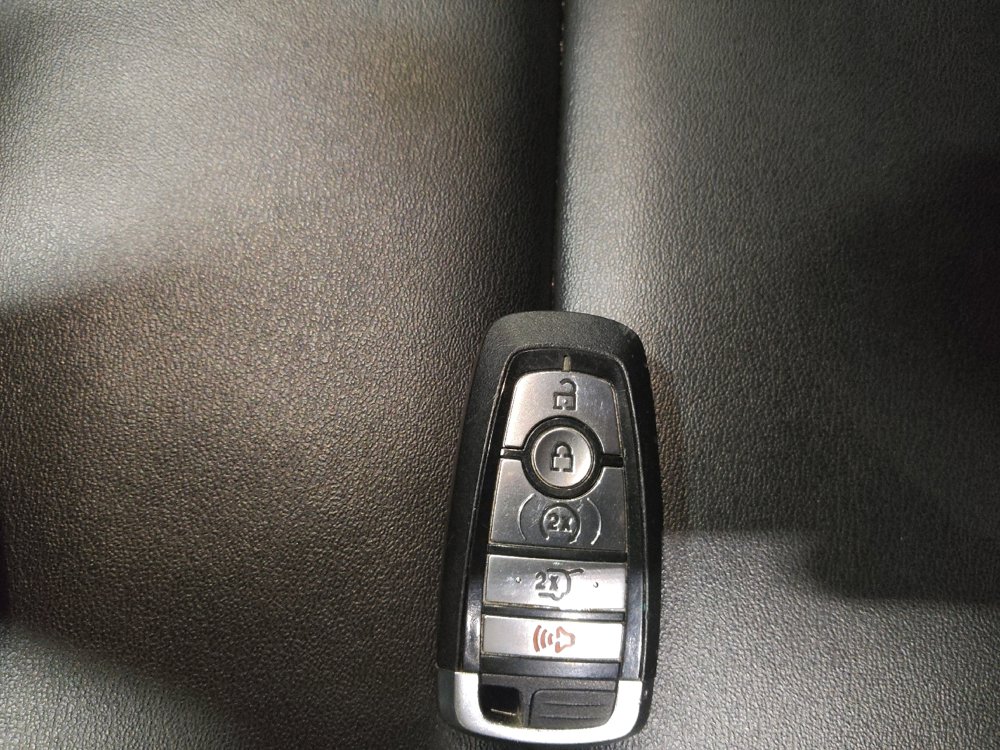 Used 2022 Ford Explorer XLT w/ Equipment Group 202A image 32