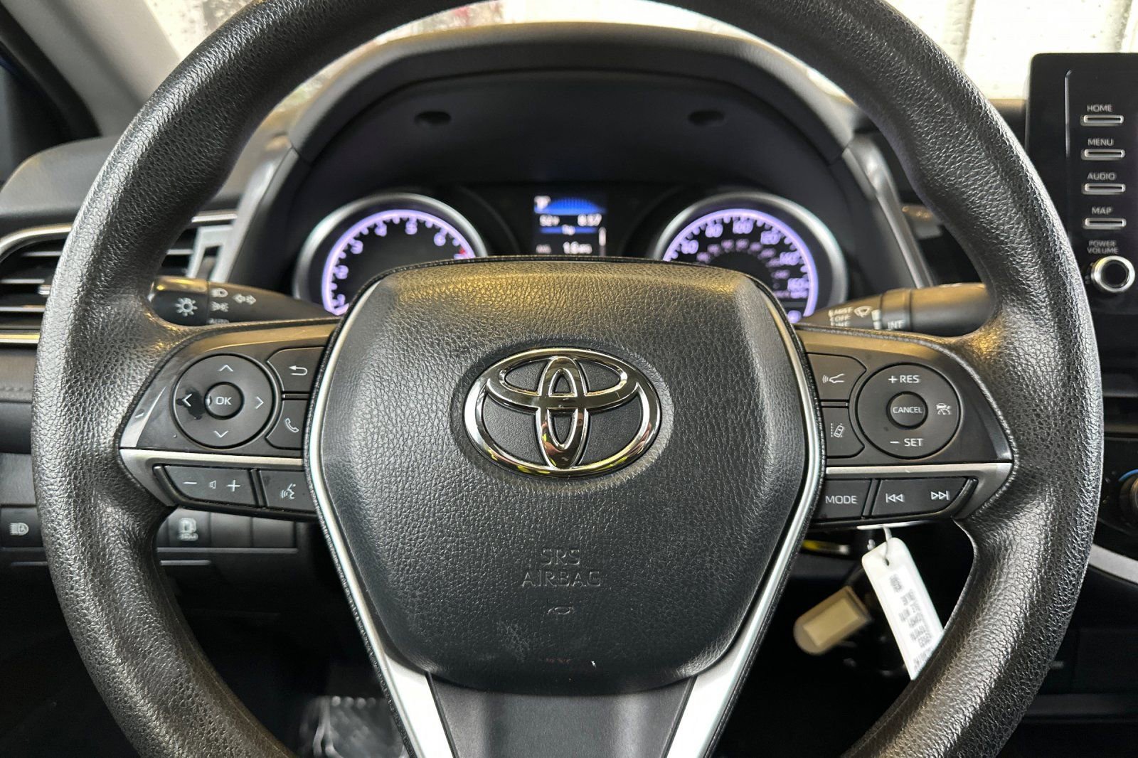 Used 2023 Toyota Camry LE image 24