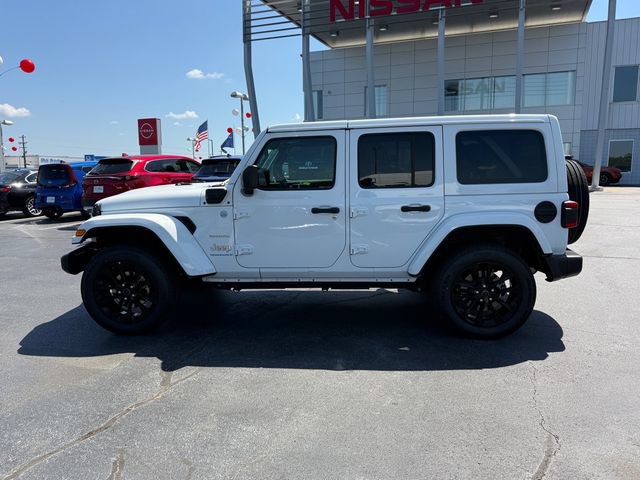 Used 2024 Jeep Wrangler Unlimited Sahara AWD/4WD image 6