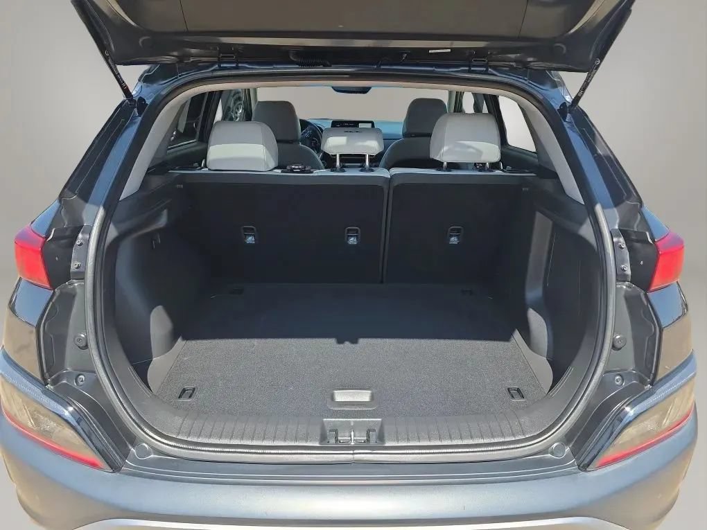 Used 2023 Hyundai Kona Limited AWD/4WD image 51