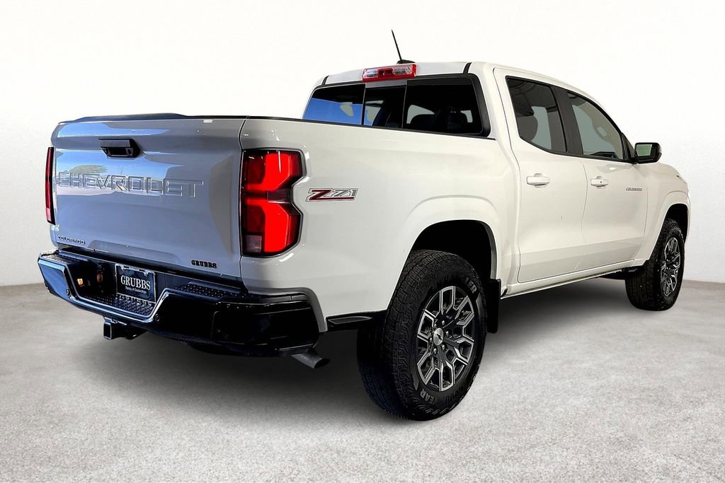Used 2025 Chevrolet Colorado Z71 image 2