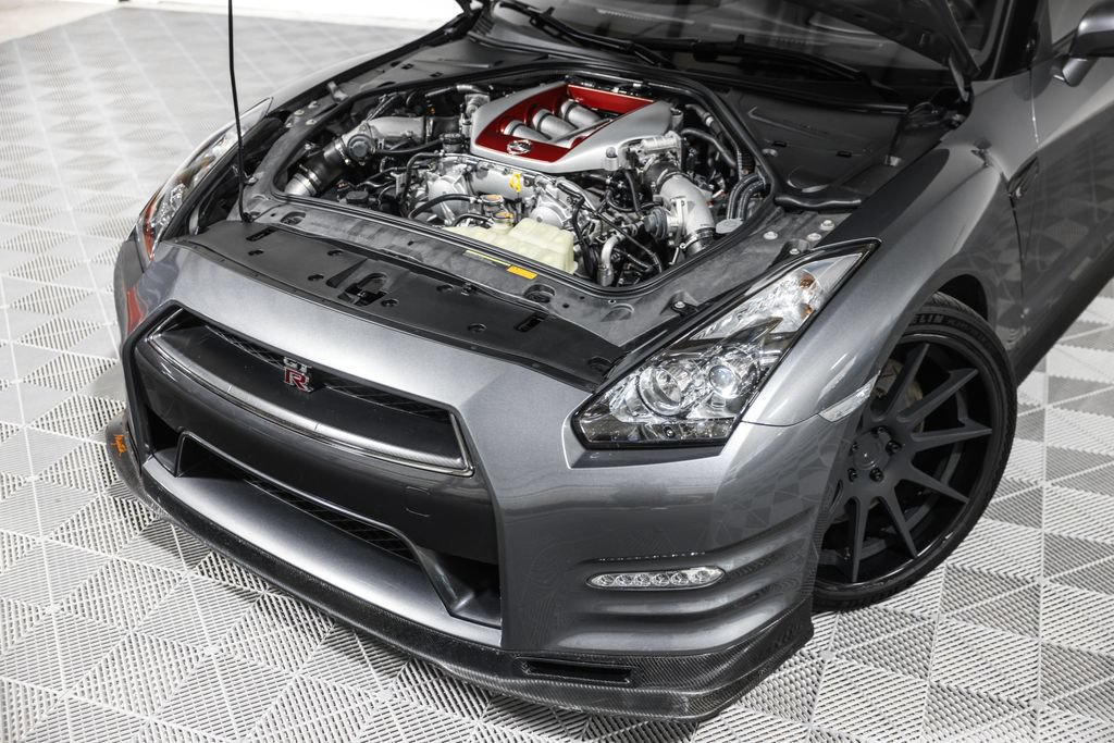 Used 2013 Nissan GT-R Premium AWD/4WD image 21
