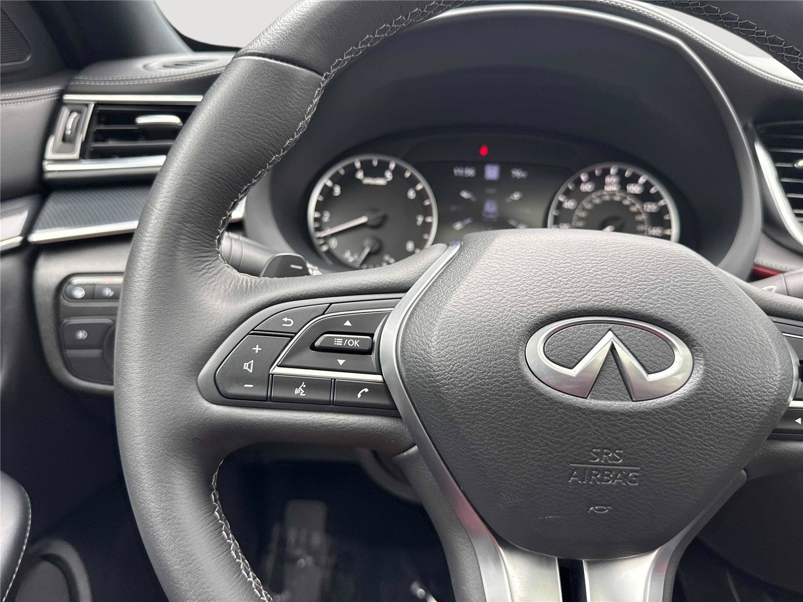 Certified 2025 INFINITI QX50 Sport AWD/4WD image 18