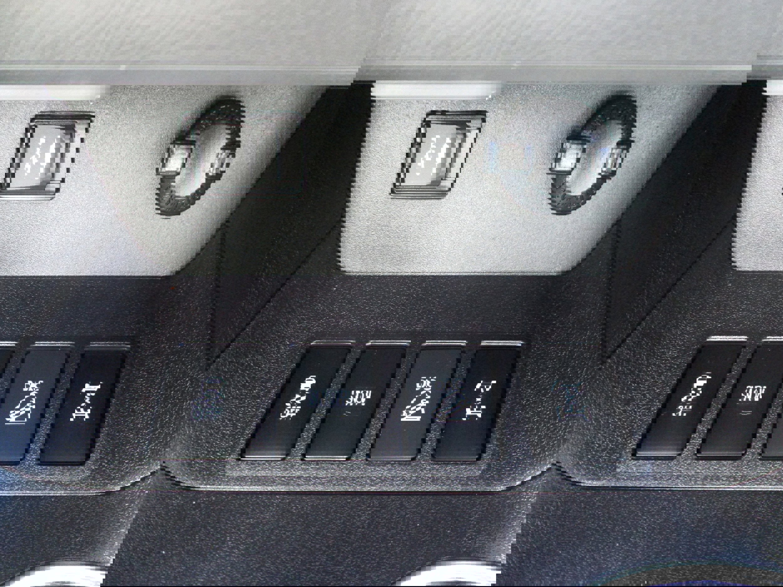 Used 2016 Toyota Highlander Limited image 28