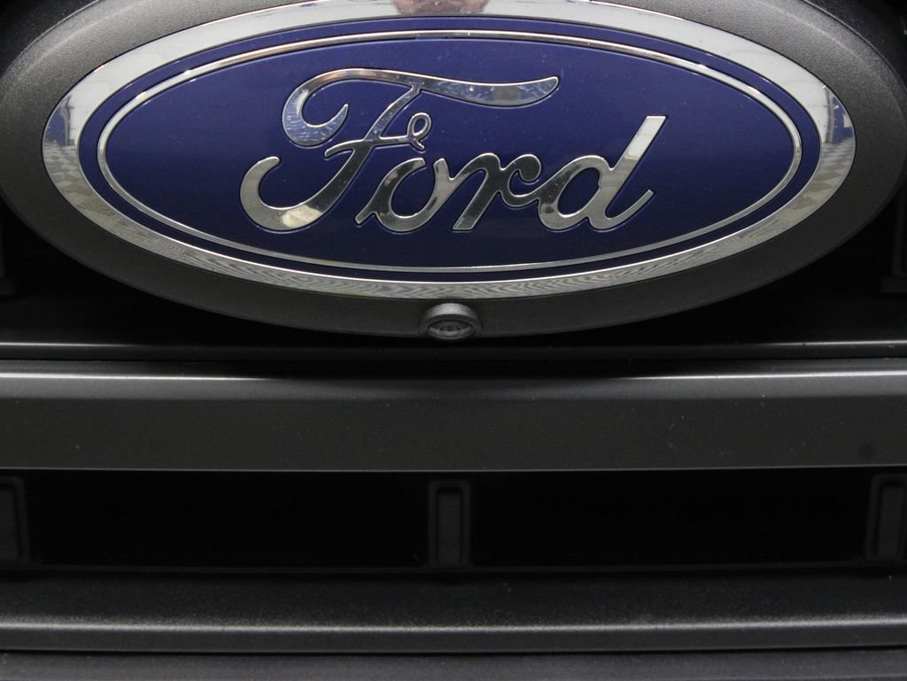 Used 2023 Ford F150 Lariat w/ Equipment Group 502A High AWD/4WD image 57