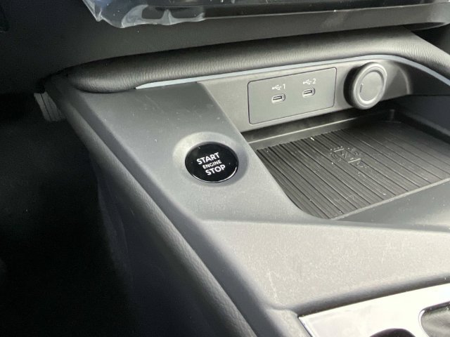 New 2026 Nissan Sentra SV w/ SV Convenience Package FWD image 29