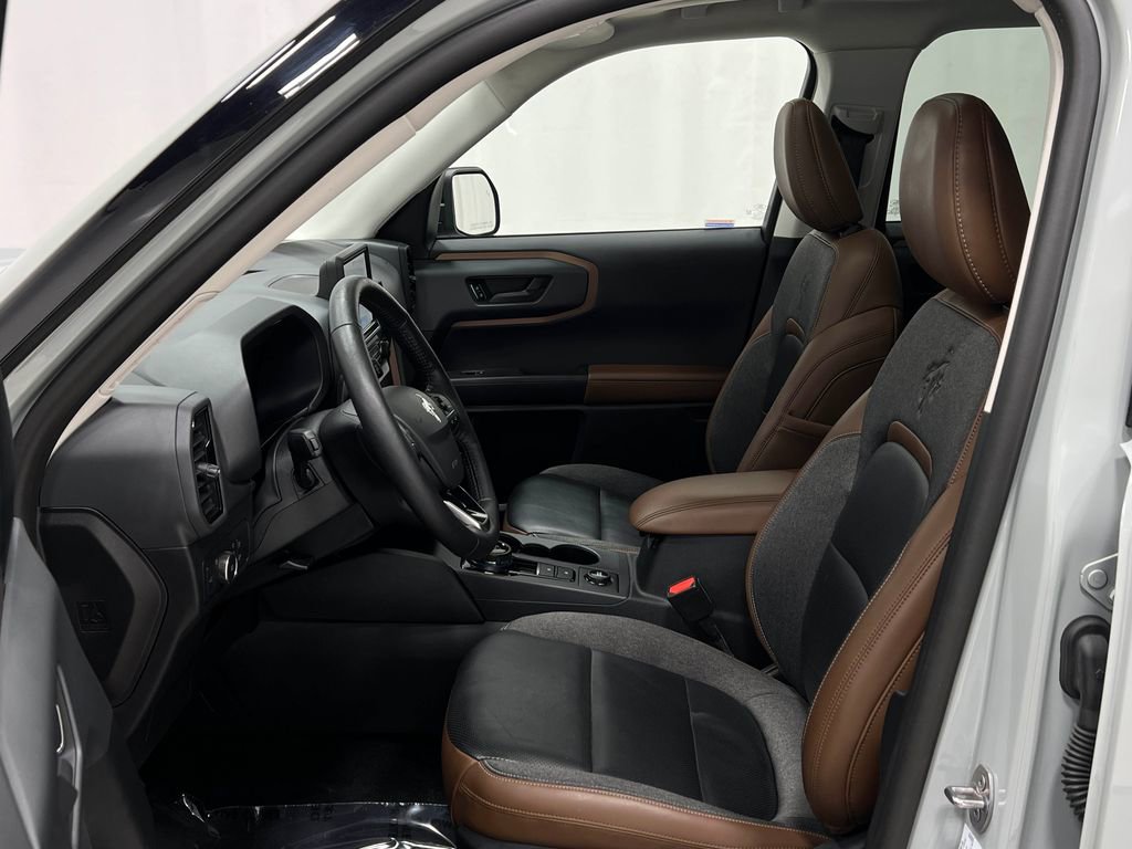 Used 2021 Ford Bronco Sport Outer Banks w/ Outer Banks Package image 14