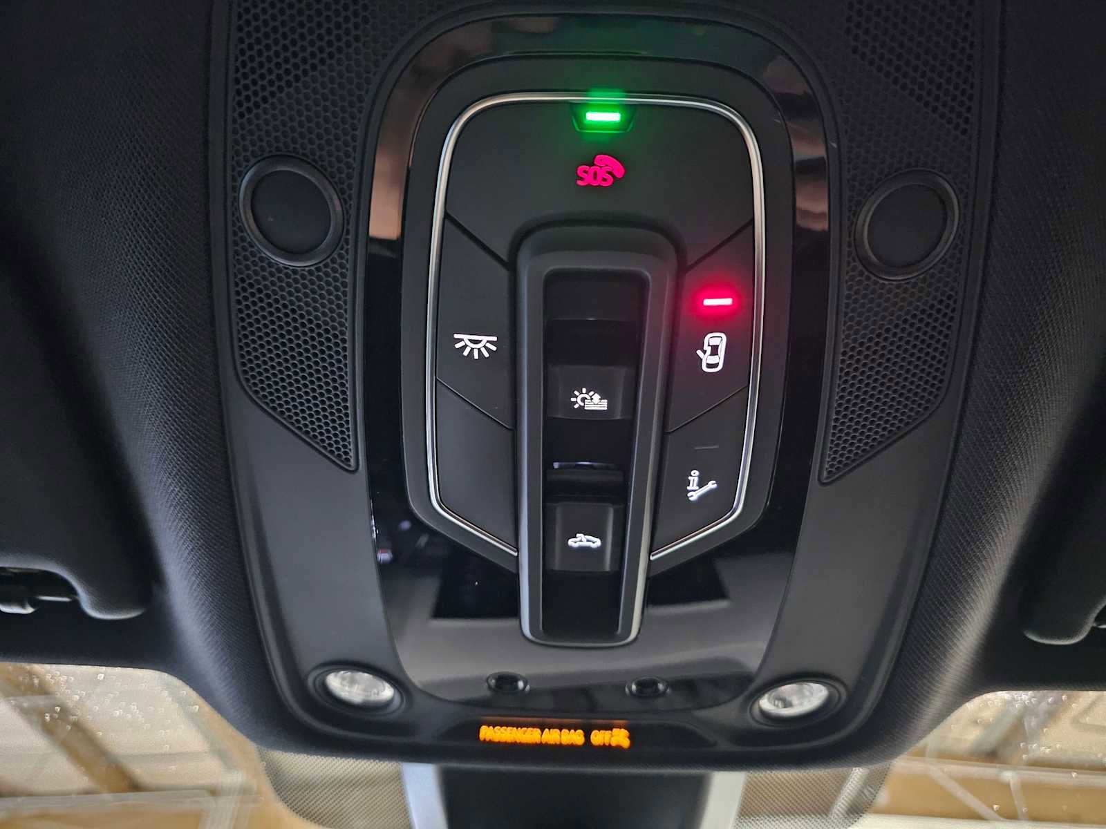 Used 2023 Audi SQ5 Premium w/ Convenience Package image 33