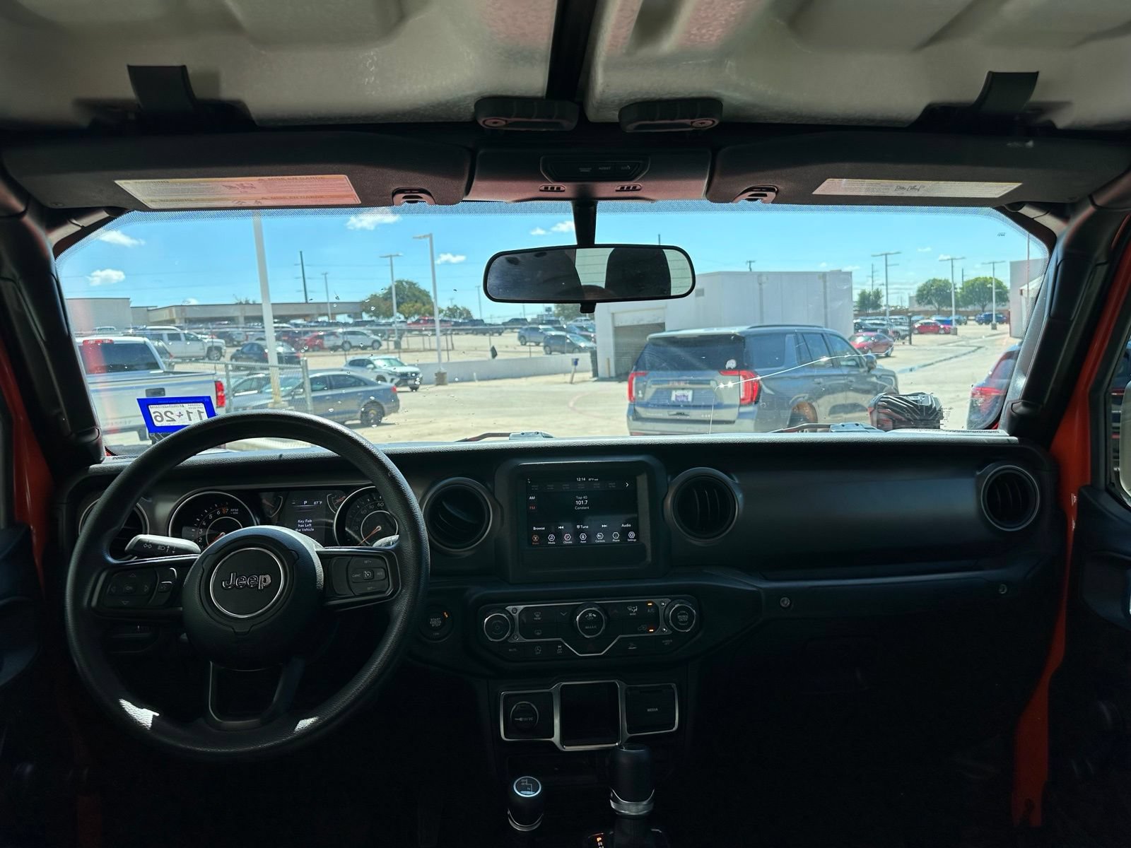 Used 2023 Jeep Gladiator Sport w/ Off Road Group AWD/4WD image 18