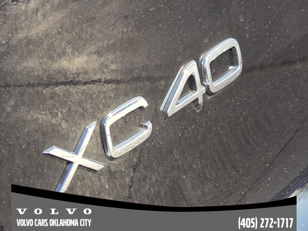 New 2026 Volvo XC40 B4 Core w/ Protection Package Premier image 10