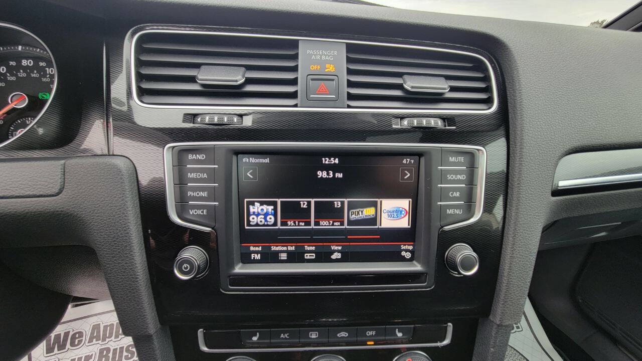 Used 2017 Volkswagen GTI Sport image 15