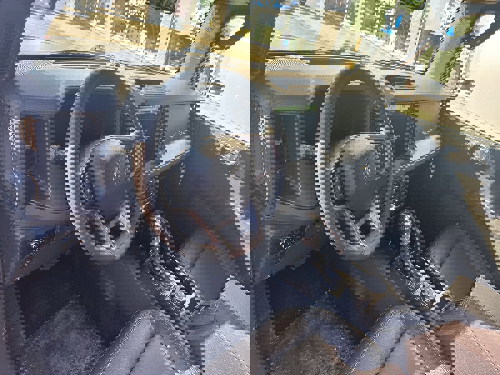 New 2026 Ford Bronco Badlands image 11