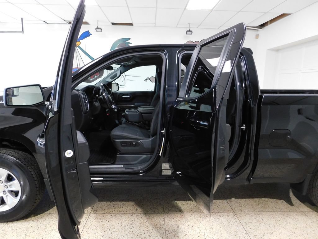 Used 2020 Chevrolet Silverado 1500 LT w/ Fleet Comfort Package AWD/4WD image 21
