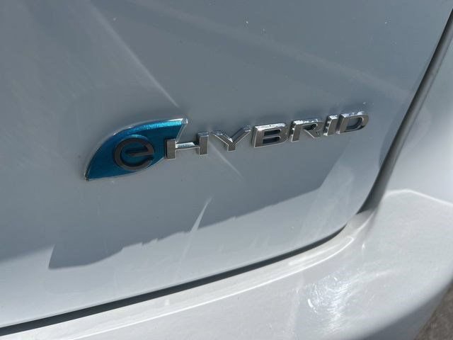 Used 2023 Chrysler Pacifica Touring-L FWD image 61