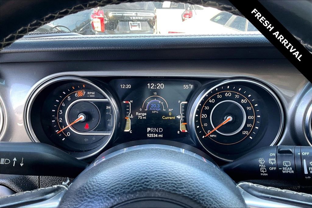 Used 2020 Jeep Wrangler Unlimited Sahara image 13