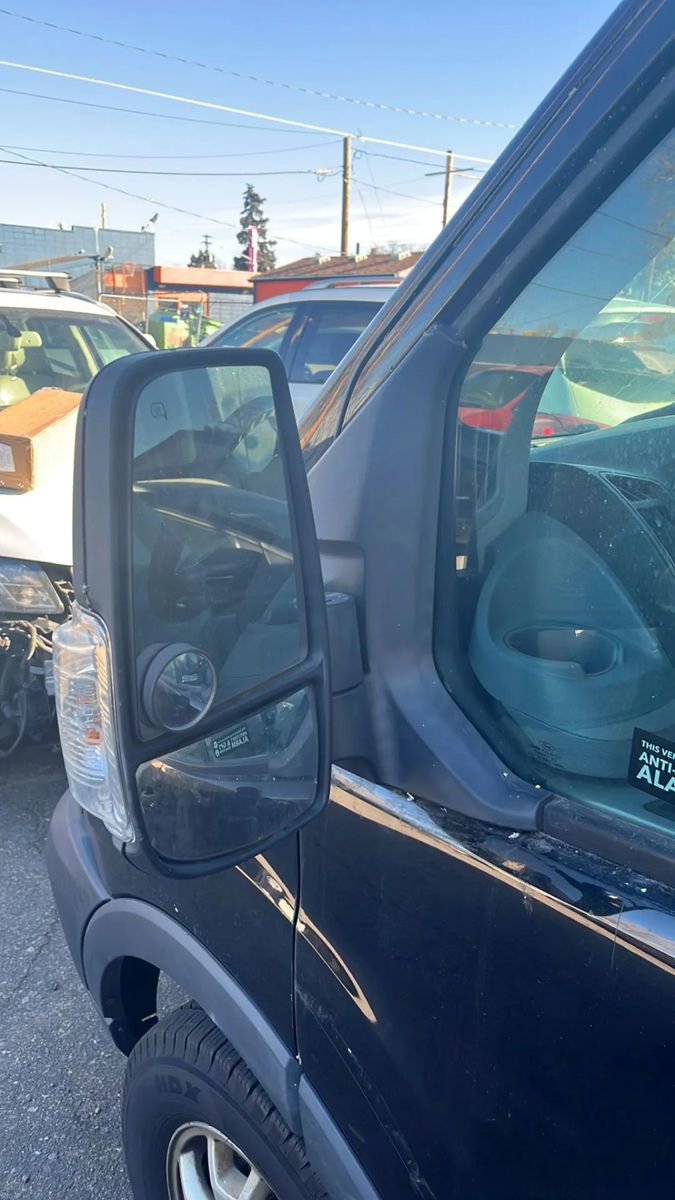 Used 2015 Ford Transit 250 Medium Roof image 24