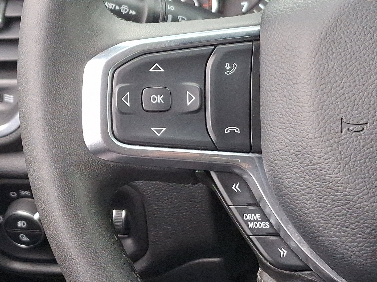 Used 2025 RAM 1500 Laramie image 20