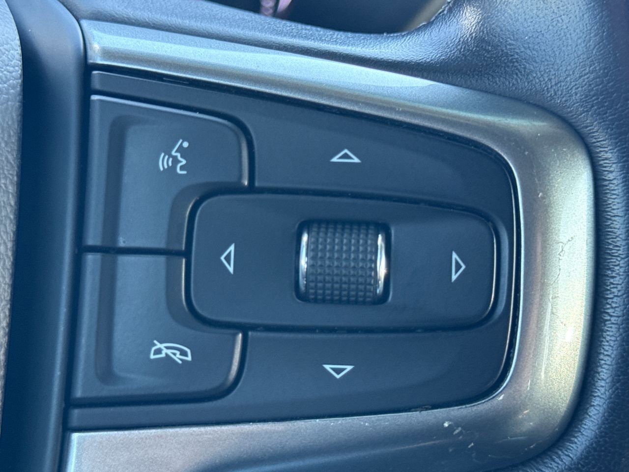 Used 2019 Chevrolet Silverado 1500 RST image 30