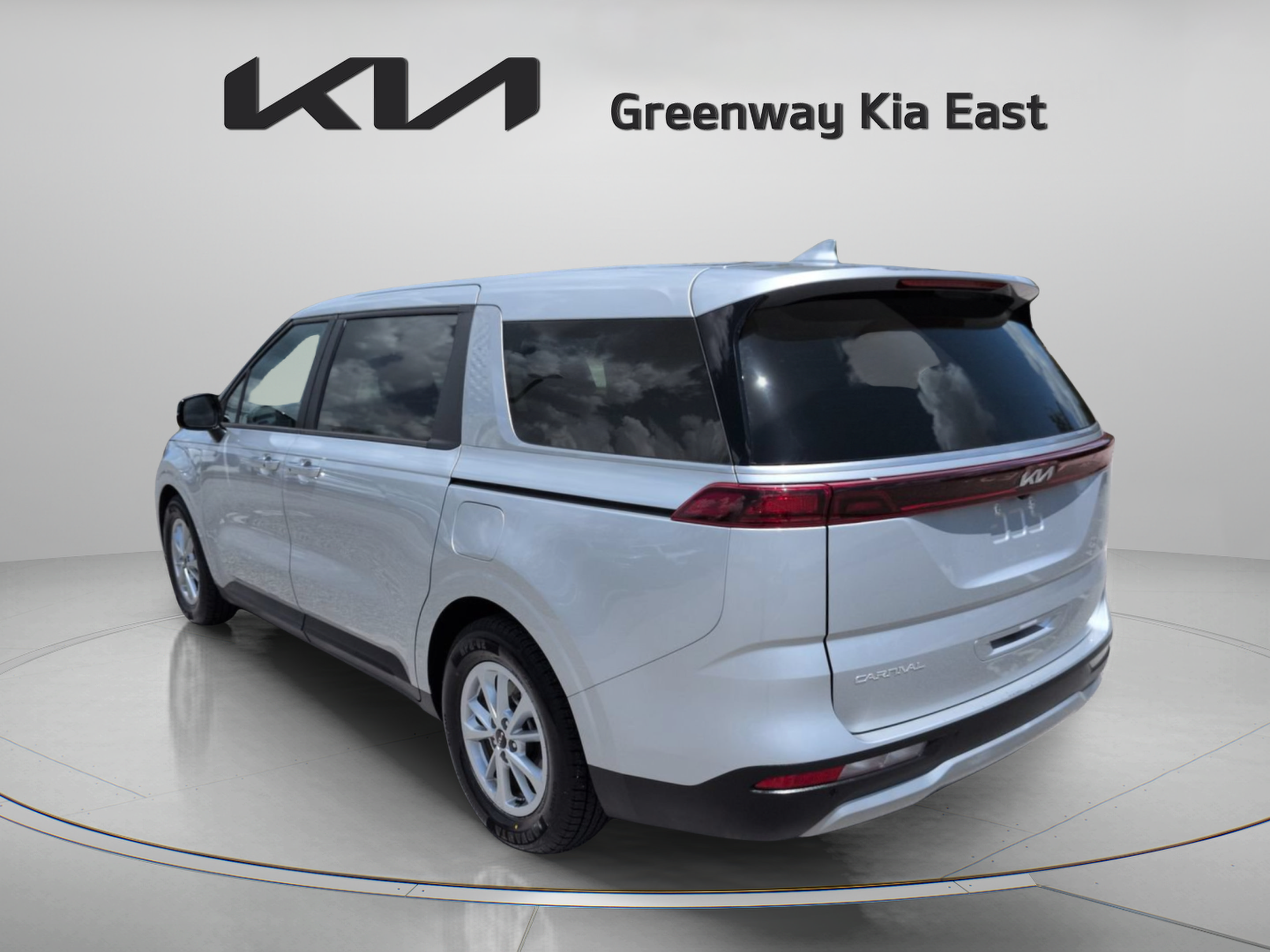 Used 2023 Kia Carnival LX FWD image 8