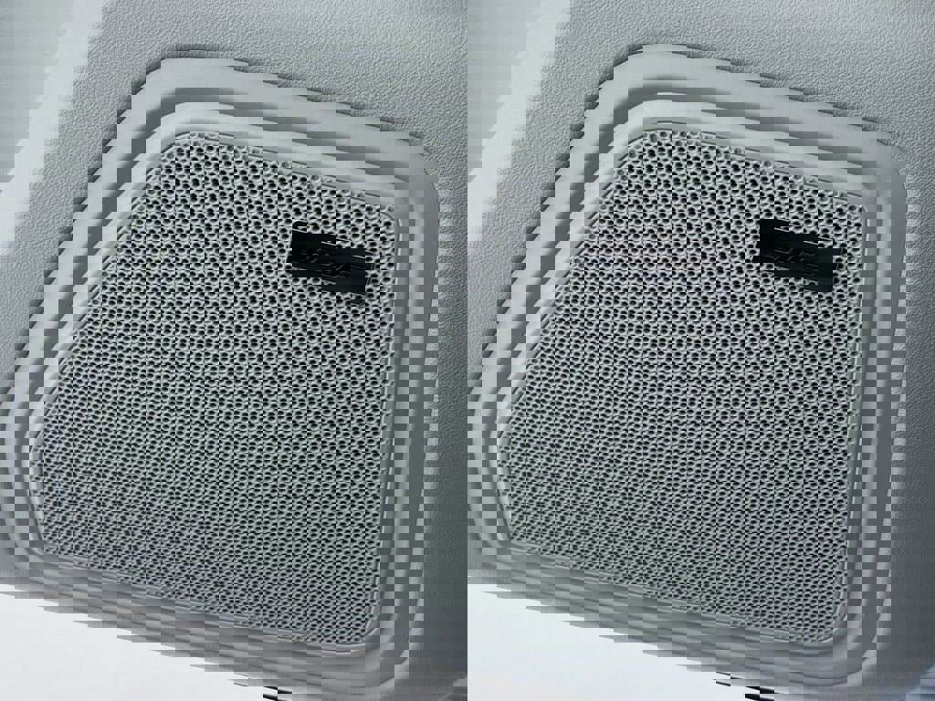 New 2026 Porsche Macan Turbo image 12