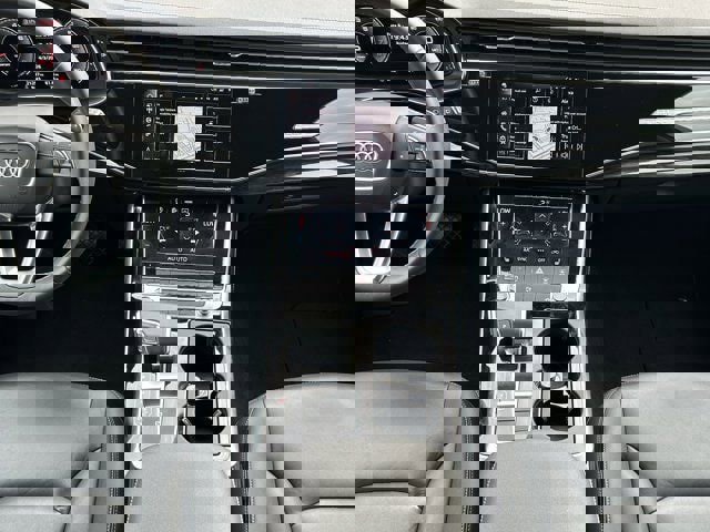 Used 2025 Audi Q7 3.0T Premium Plus image 15