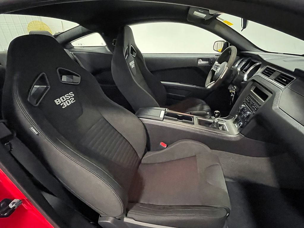 Used 2013 Ford Mustang Boss 302 w/ Boss 302 Accessory Pkg RWD image 45