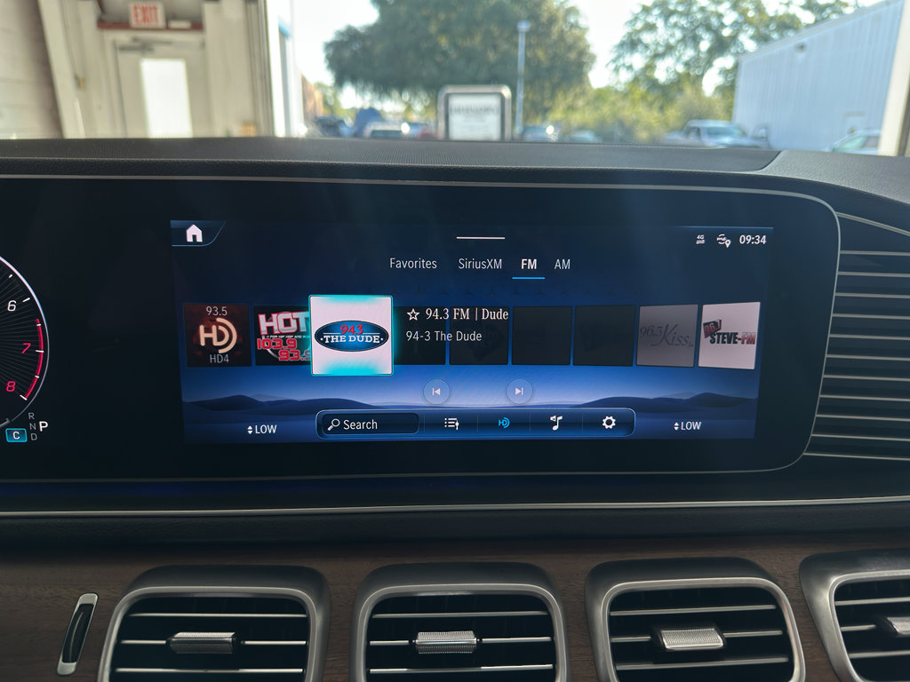 Used 2025 Mercedes-Benz GLE 350 4MATIC image 21