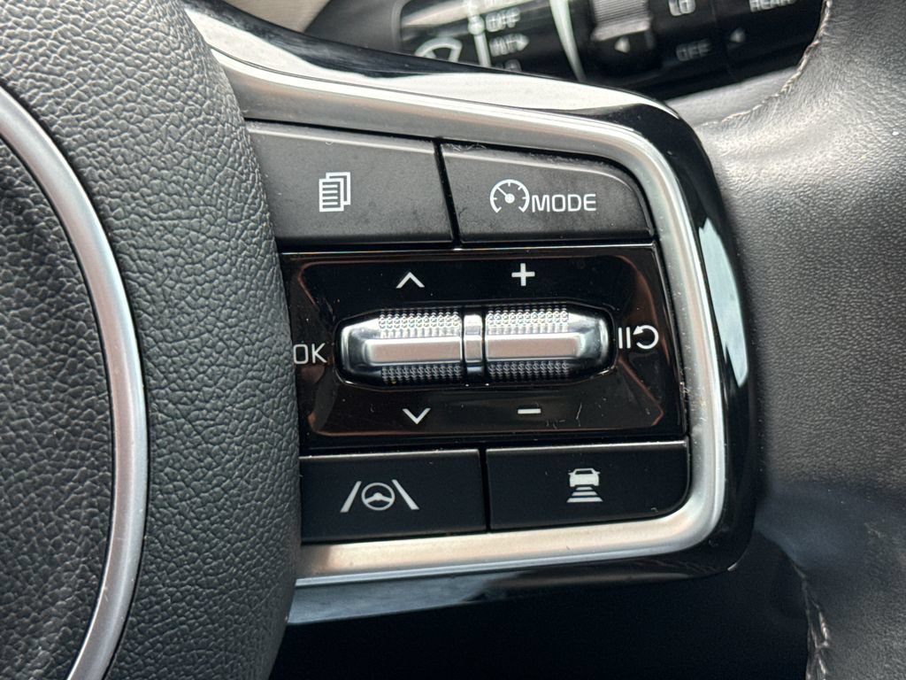 Used 2023 Kia Sorento EX w/ Panoramic Sunroof Package FWD image 29