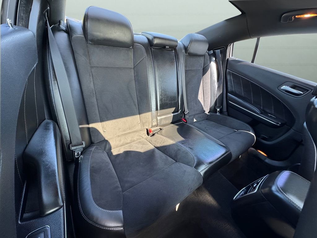 Used 2016 Dodge Charger R/T image 18