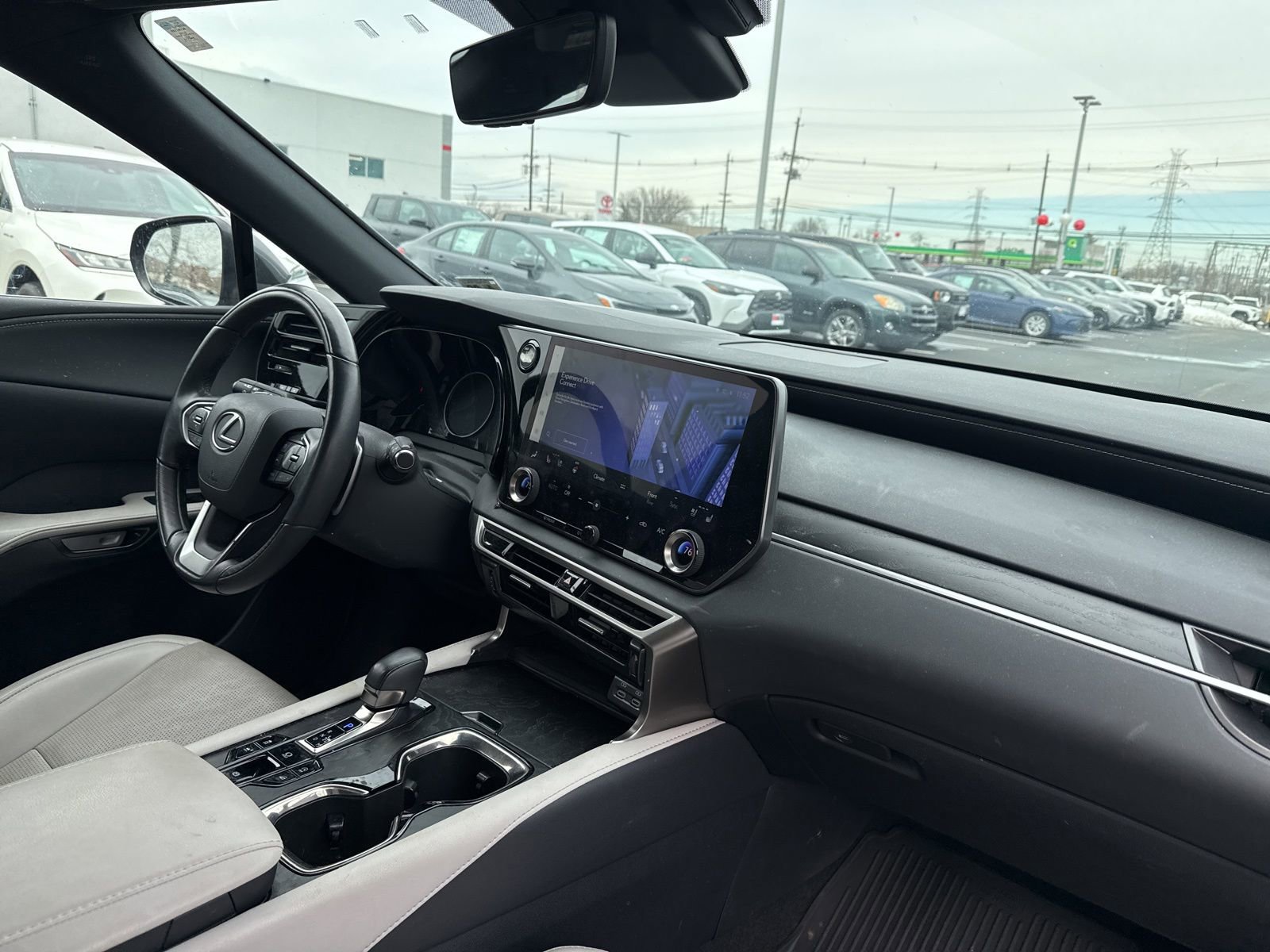 Used 2023 Lexus RX 350 Premium Plus w/ Accessory Package (Z1) image 13