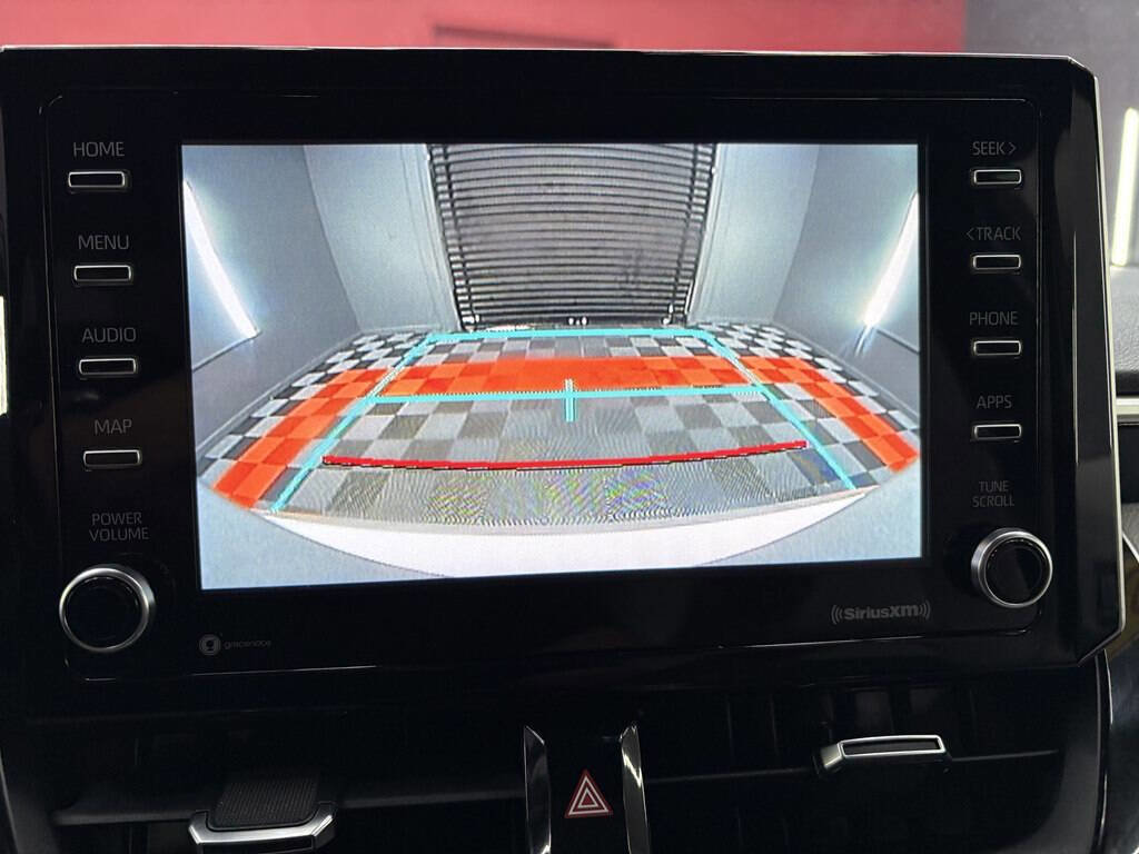 Used 2021 Toyota Corolla SE image 19