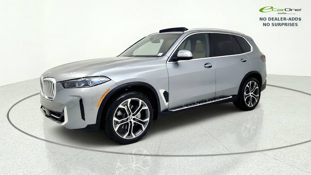 Used 2025 BMW X5 sDrive40i w/ Parking Assistance Package RWD image 4