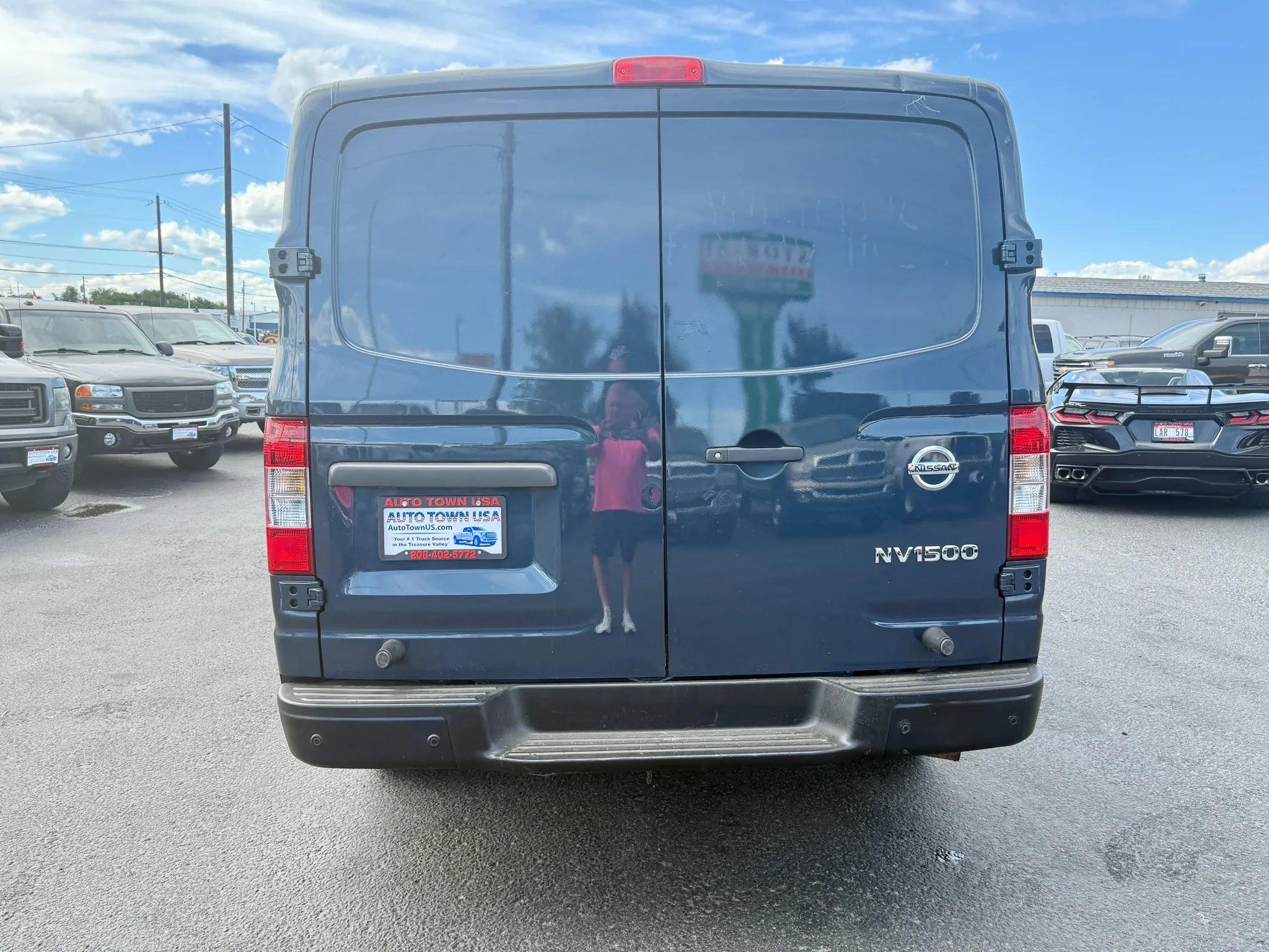 Used 2016 Nissan NV 1500 SV image 4