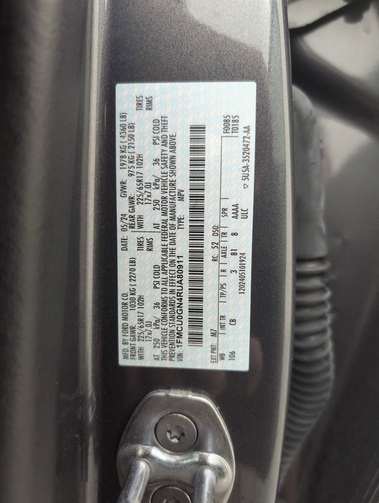 Used 2024 Ford Escape Active image 41