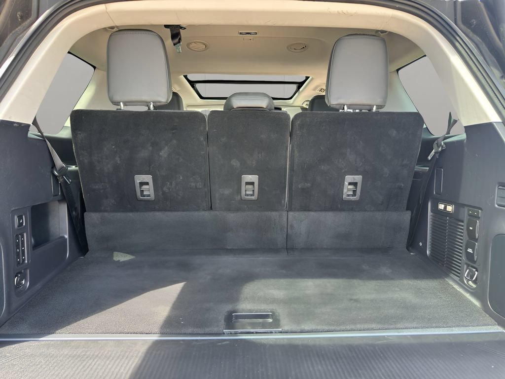 Used 2025 Ford Expedition Active AWD/4WD image 19