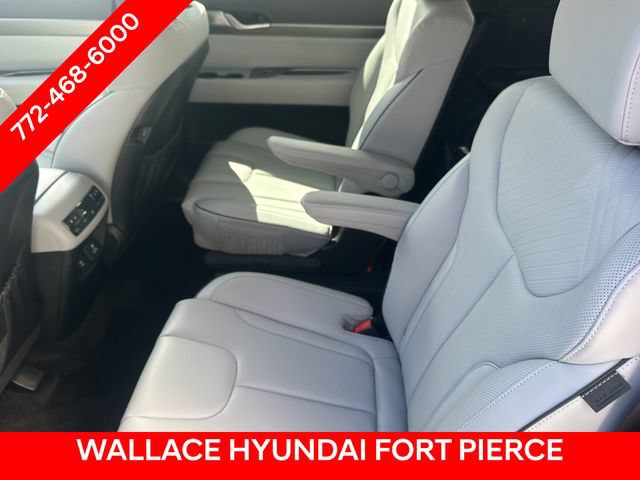 Used 2024 Hyundai Palisade SEL w/ Premium Package FWD image 16