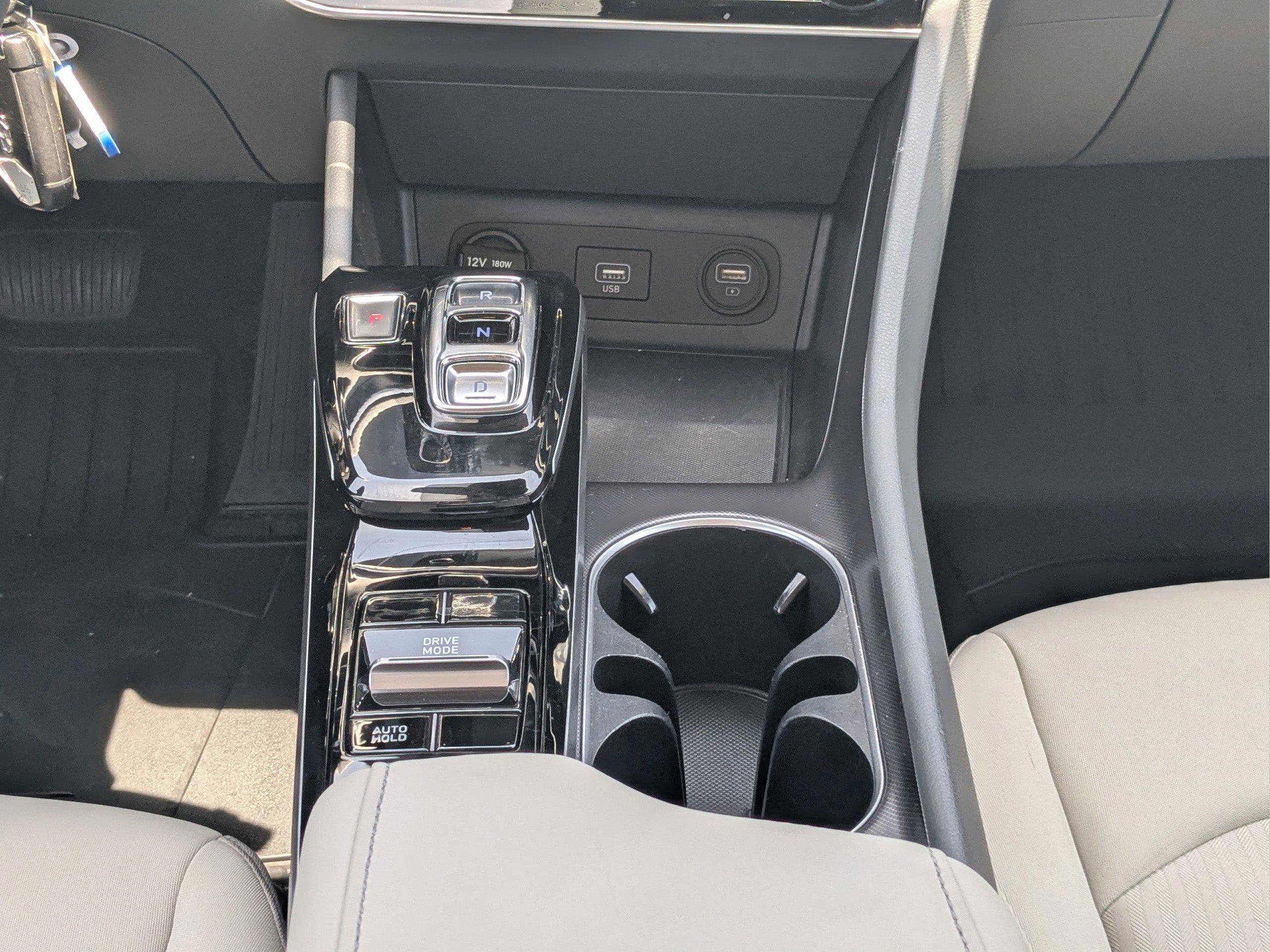 Used 2023 Hyundai Sonata SE w/ Preferred Accessory Package FWD image 15