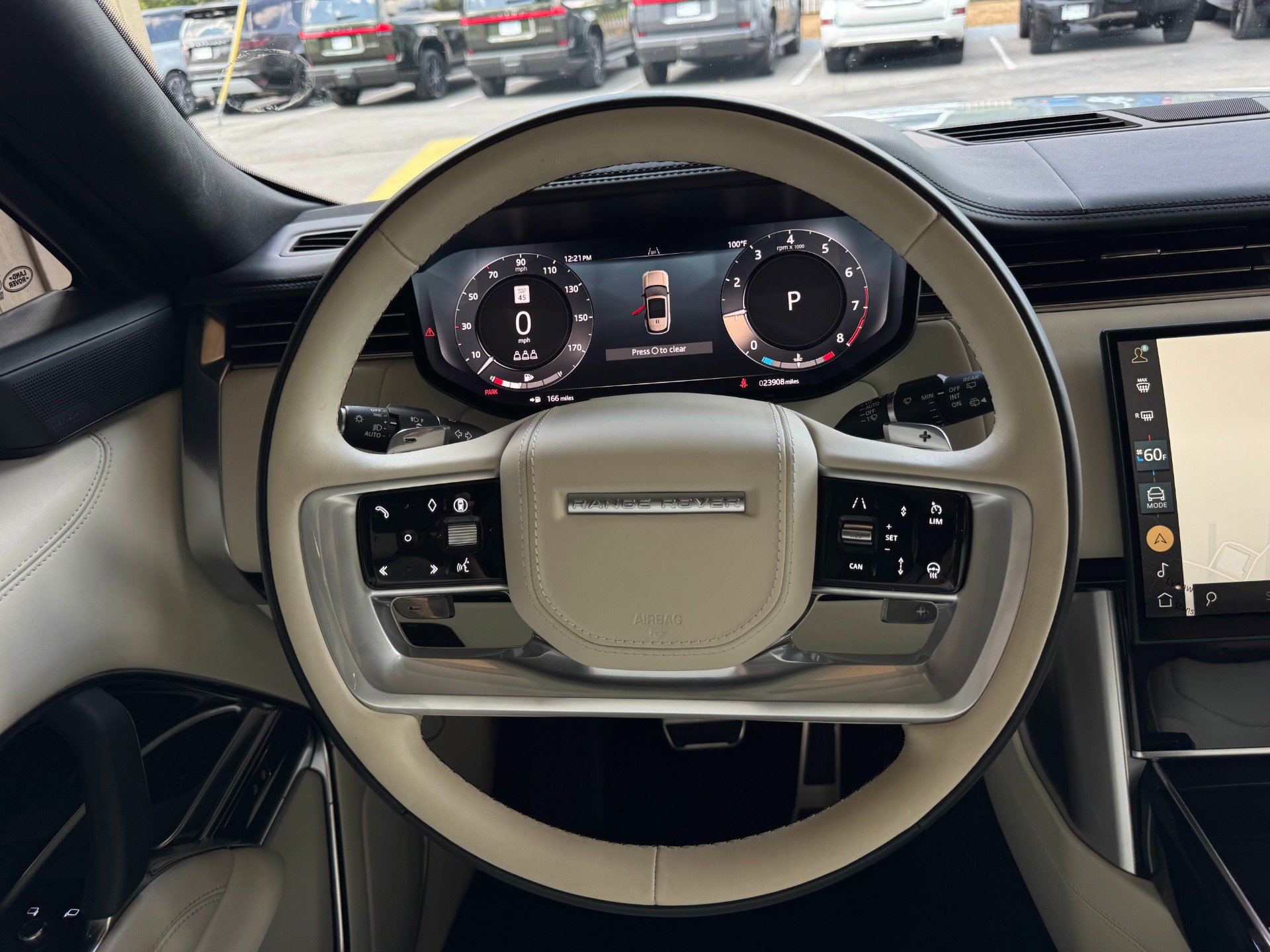 Used 2025 Land Rover Range Rover SE AWD/4WD image 48