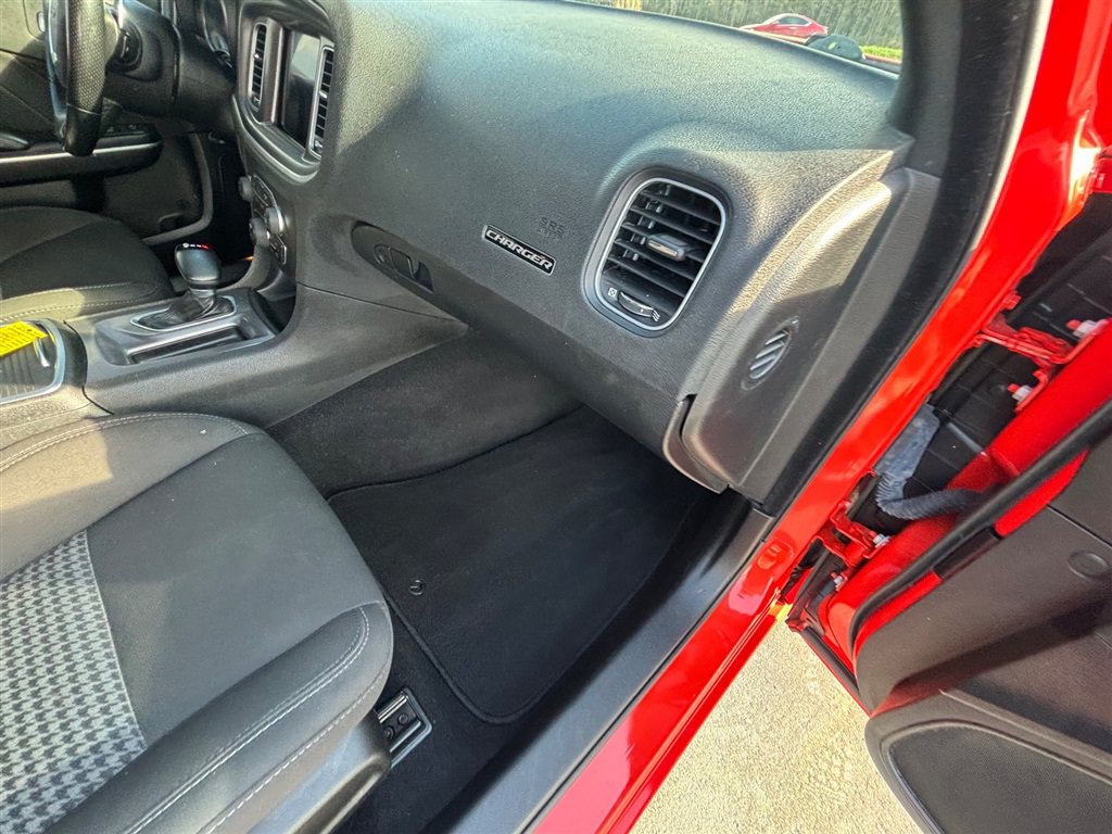 Used 2022 Dodge Charger GT RWD image 21