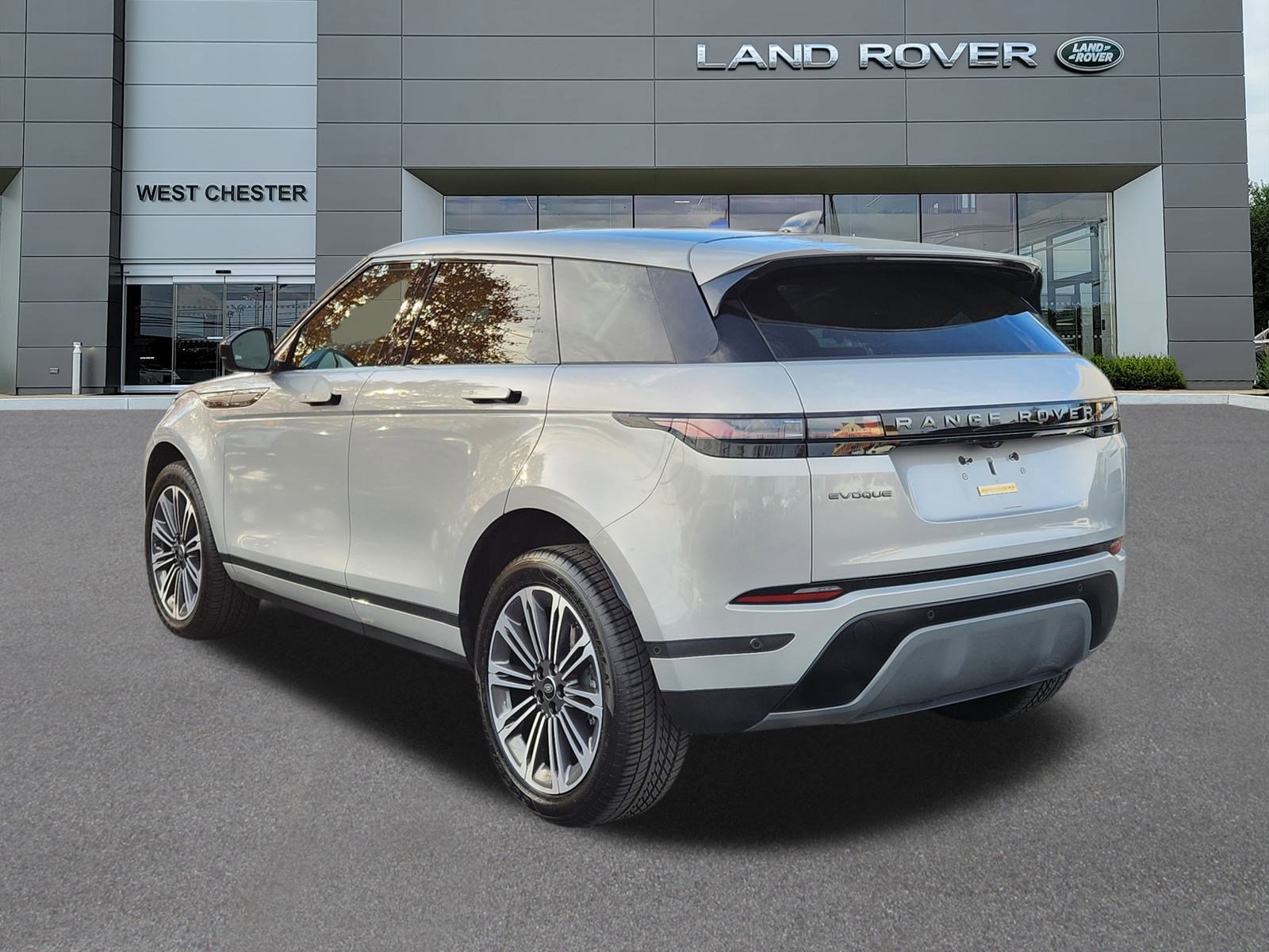 Certified 2025 Land Rover Range Rover Evoque S image 3