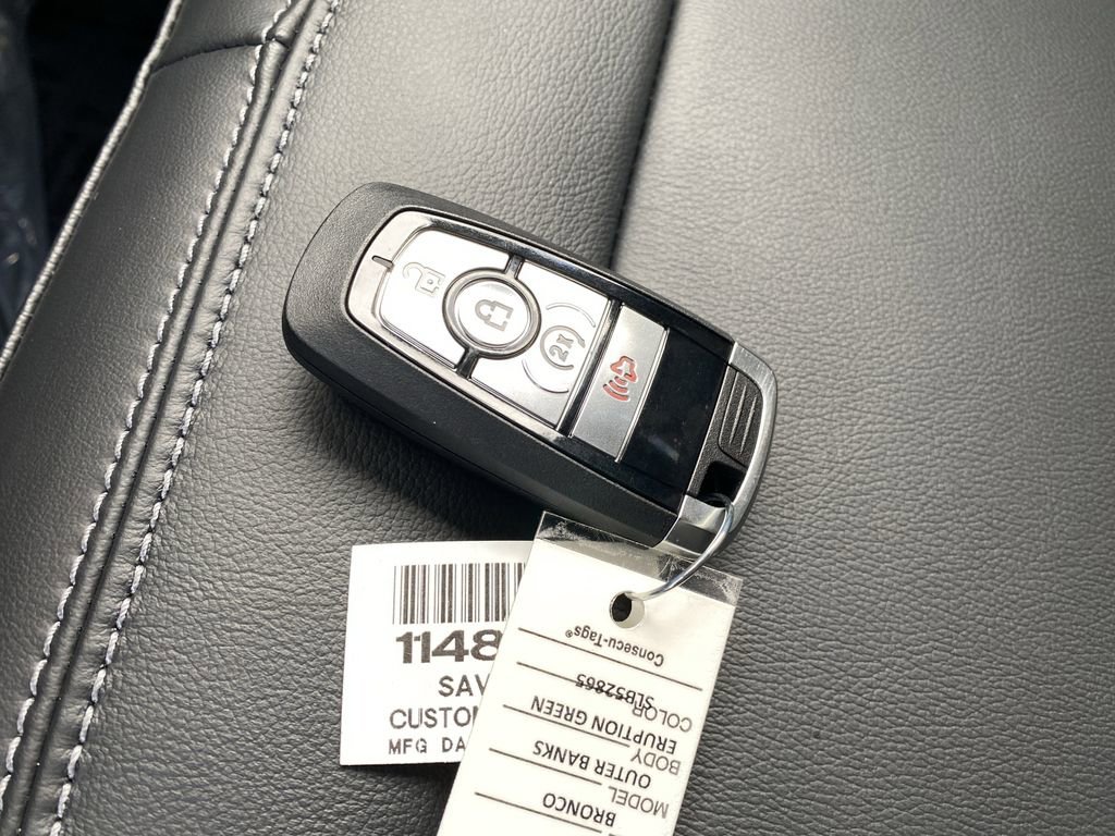 New 2025 Ford Bronco Outer Banks w/ Sasquatch Package image 38