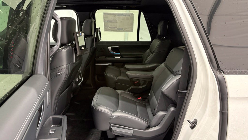 New 2026 Ford Expedition Max Platinum w/ Stealth Performance Package AWD/4WD image 21