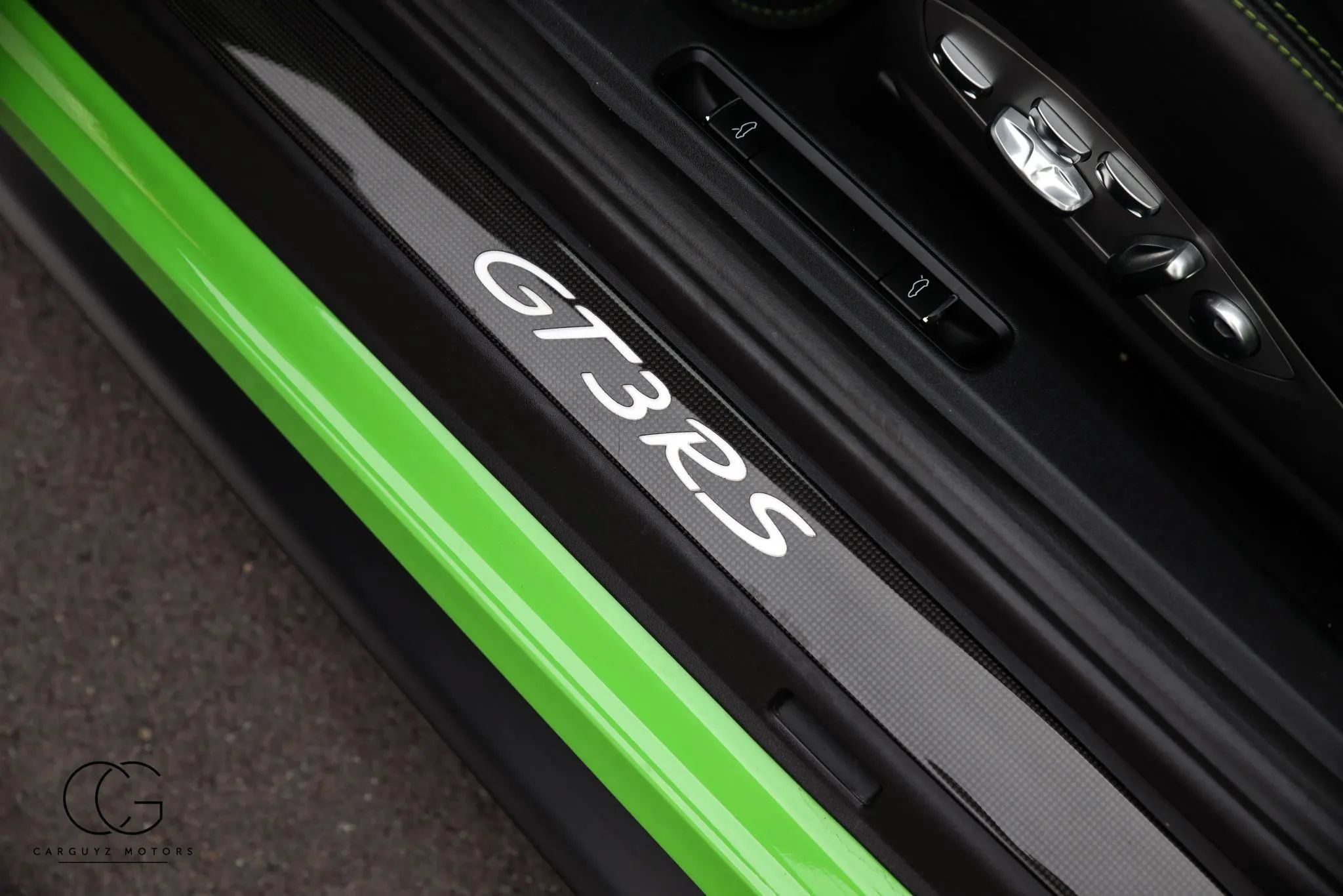 Used 2019 Porsche 911 GT3 RS RWD image 42