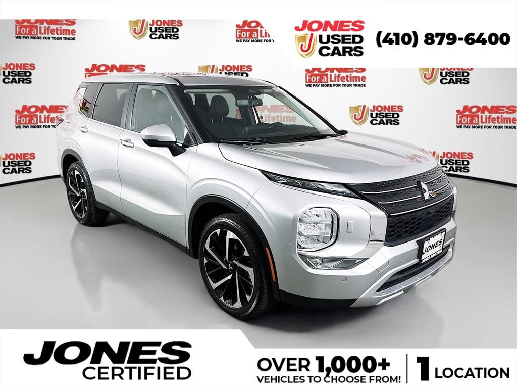 Used 2024 Mitsubishi Outlander SE Black Edition AWD/4WD image 1