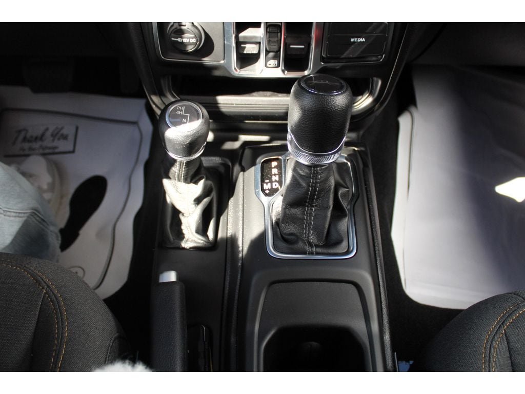 New 2026 Jeep Gladiator Sport AWD/4WD image 16